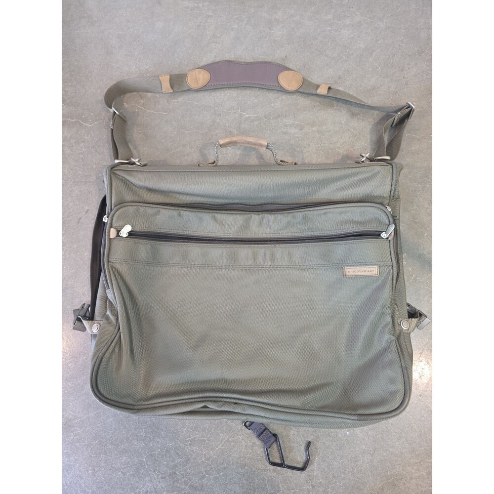 Briggs & Riley Baseline Garment Bag Luggage Ballistic Nylon Travel Olive Green